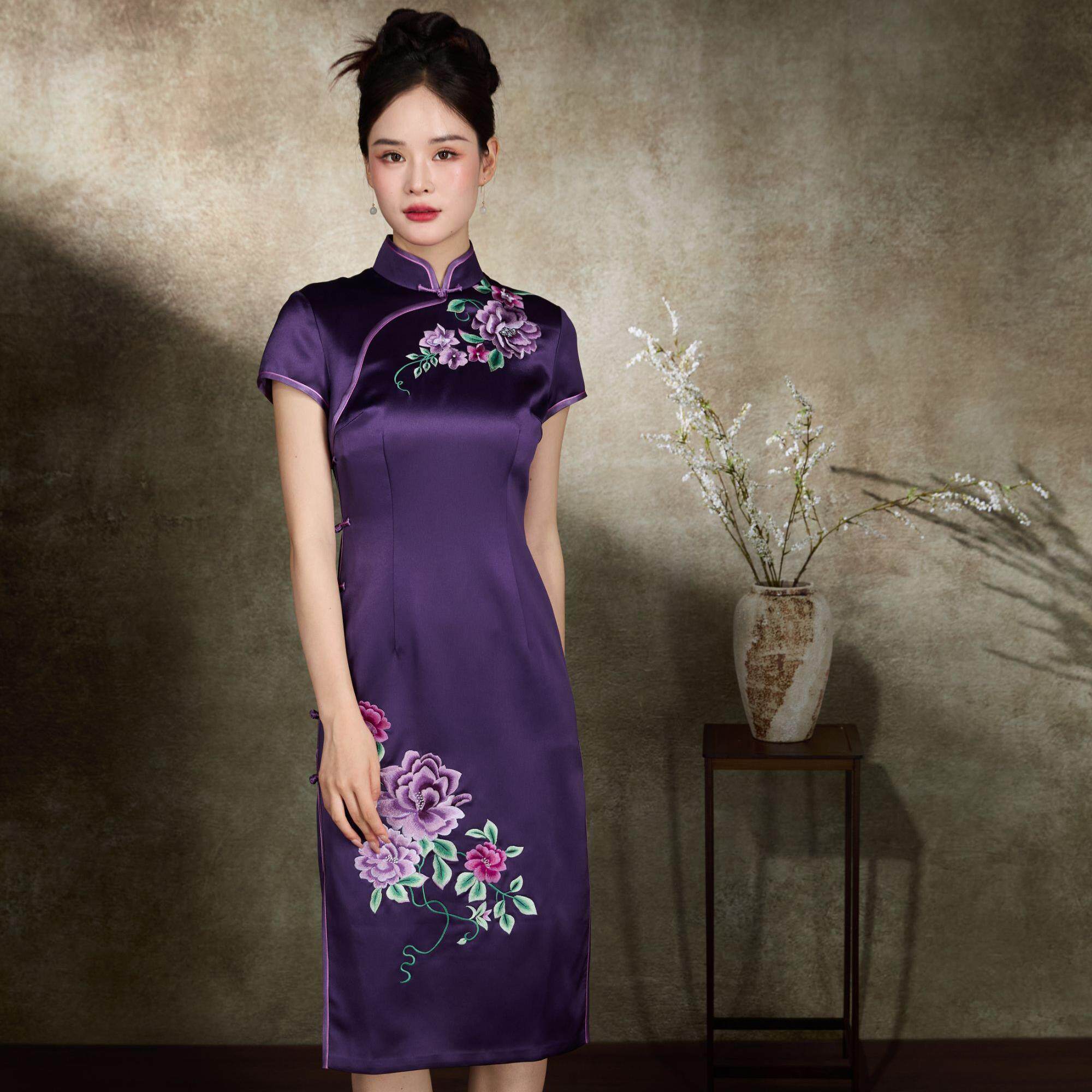 妈妈装富贵牡丹旗袍 精绣牡丹纹 立领中国风复古祥绣日常款