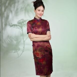 新中式国风复古手工盘扣桑蚕丝真丝印花荔枝纹立领旗袍妈妈装
