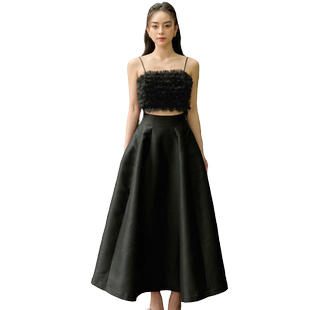 吊带抹胸露腰减龄少女立体装饰小上衣背心A字大伞裙黑色两件套装