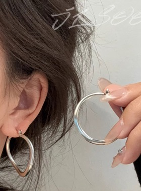 2025ab款银色素圈耳环女简约轻奢高级感时尚设计感耳圈