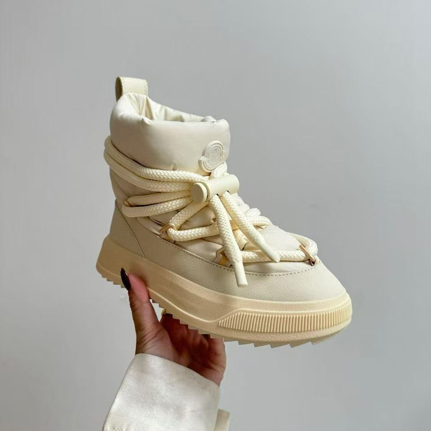 羽绒料厚底防滑防水雪地靴女冬季