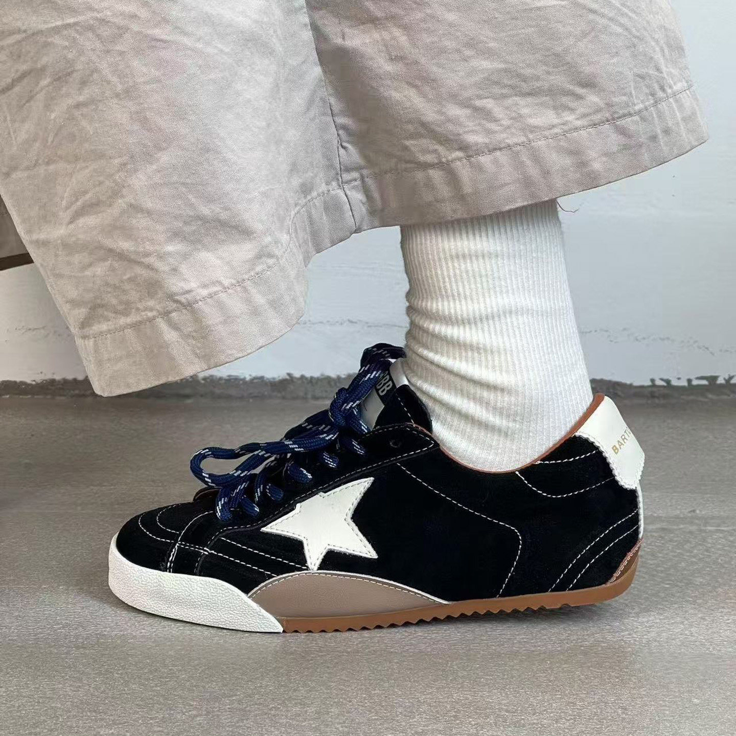 全真皮复古做旧星星板鞋女四季内增高圆头软底休闲鞋舒适透气,女鞋,时尚休闲鞋,淘宝优惠券,粉丝福利购,淘宝优惠卷