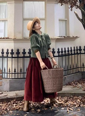 WOKERKER 秋款复古油画感两色UPW羊驼毛泡泡五分袖开衫毛衣