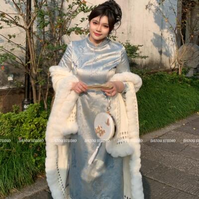 哒头.Studio【蓝黛】微胖mm大码2024新款缎面显瘦旗袍裙连衣裙女