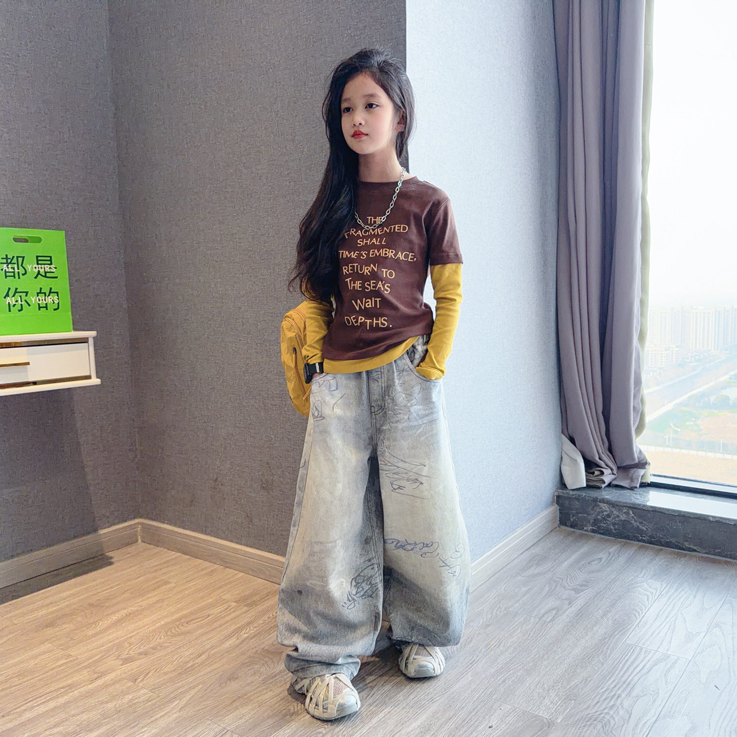 女童涂鸦牛仔弯刀裤套装2026春装新款儿童休闲阔腿裤假两件上衣潮