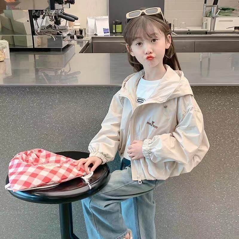 女童外套洋气潮款夹克外穿网红爆款春秋儿童2026春款新款时尚春装
