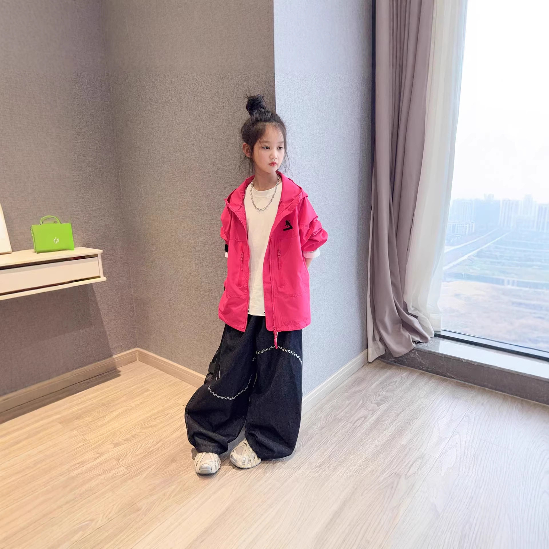 女童冲锋衣儿童外套春装2026新款洋气女孩宽松户外上衣大童夹克潮