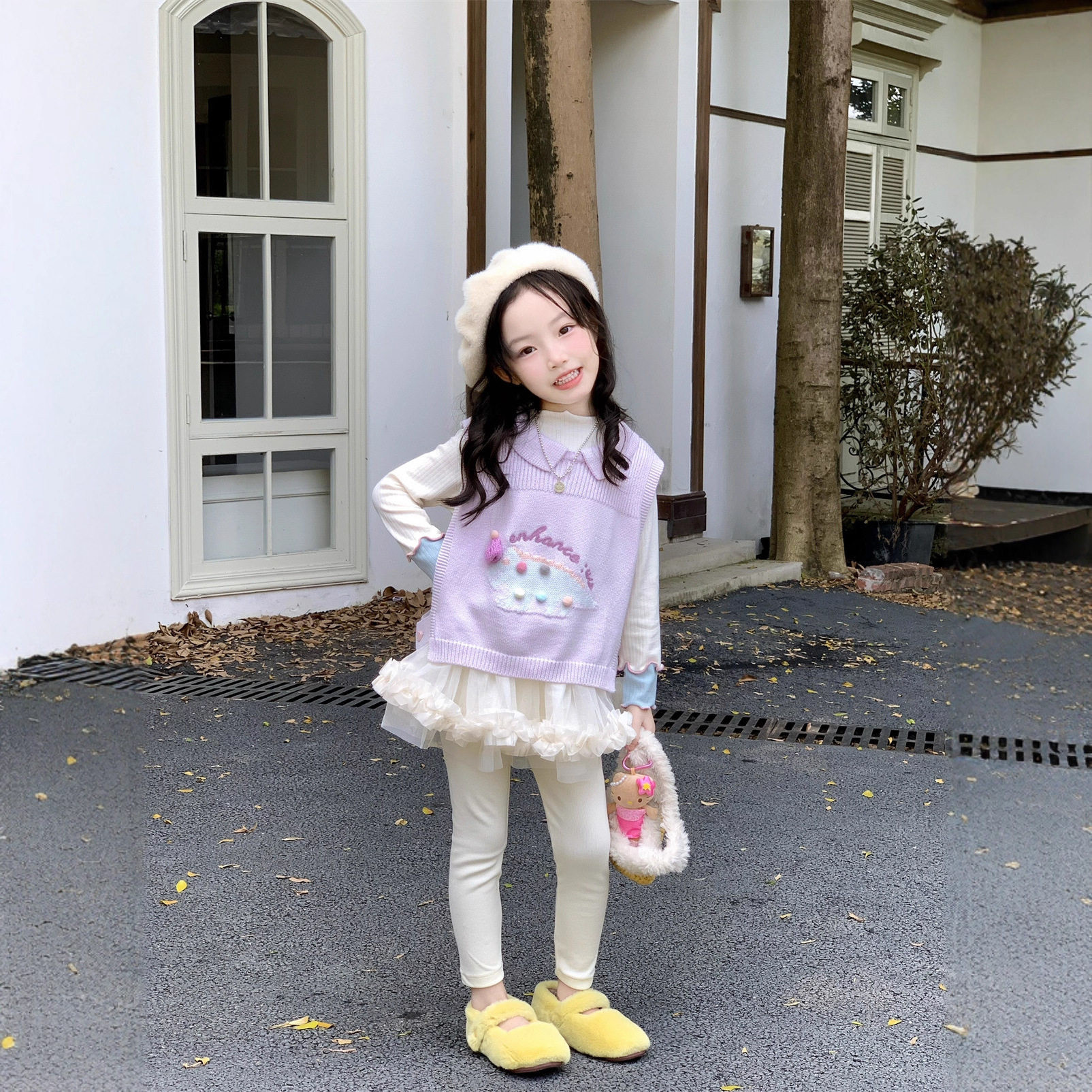 2026春季新款女童翻领卡通毛线背心+木耳边打底衫+纱纱裙裤三件套