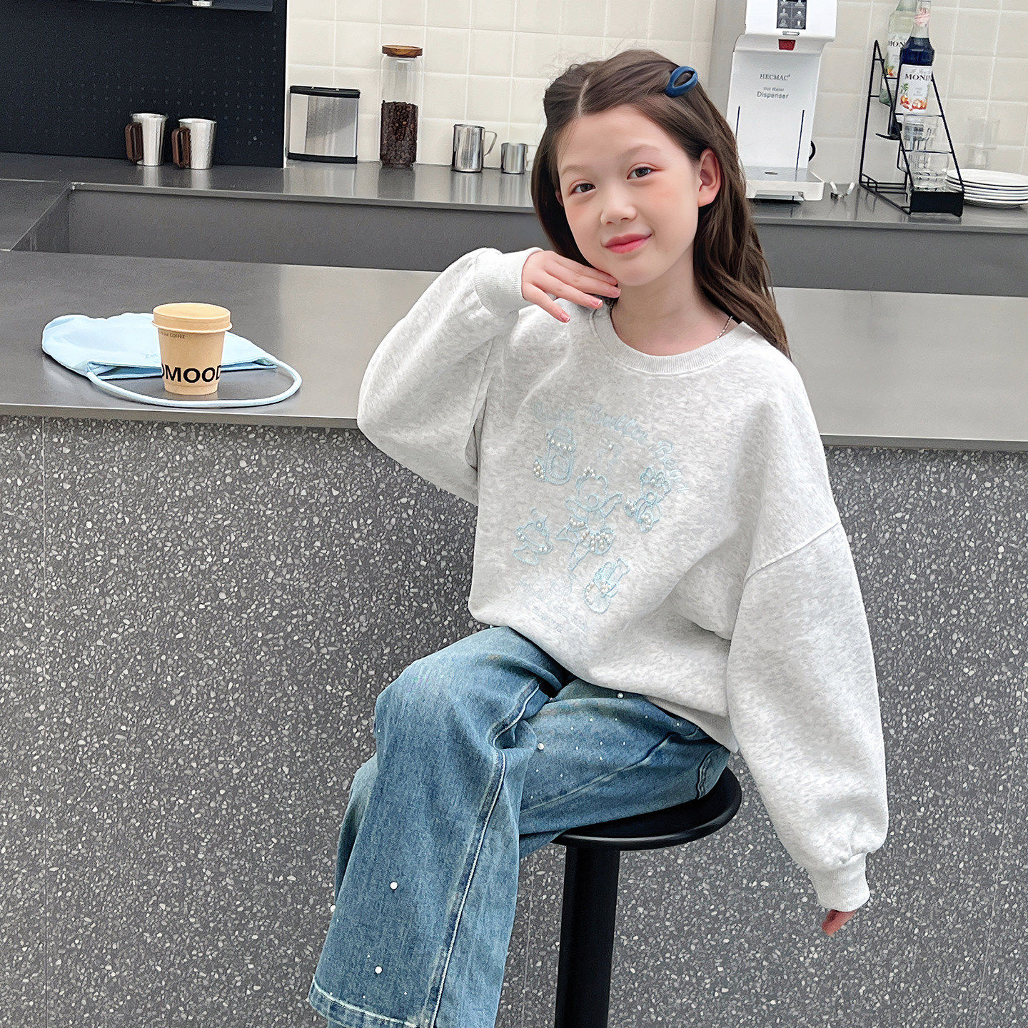 女童宽松落肩卫衣儿童洋气长袖上衣大童韩版女孩2026春秋装新款