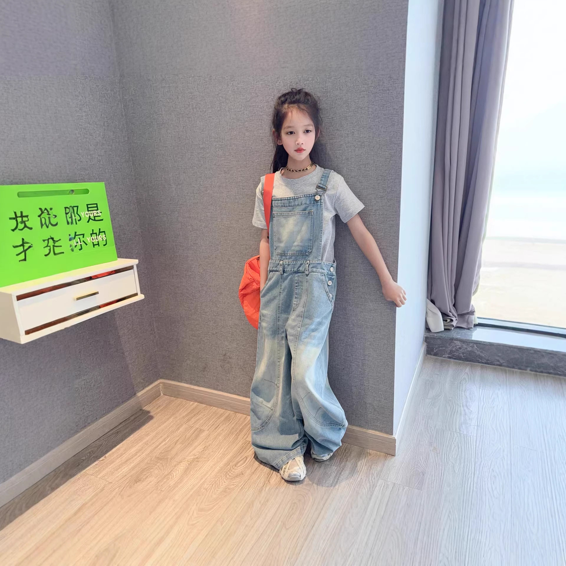 女童牛仔背带裤套装2026夏季新款百搭宽松休闲长裤短袖上衣两件套
