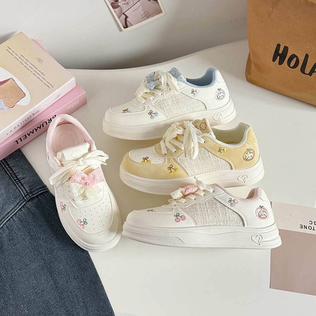 鞋子女春季2026新款百搭学生小白鞋透气软底ins休闲运动板鞋女款