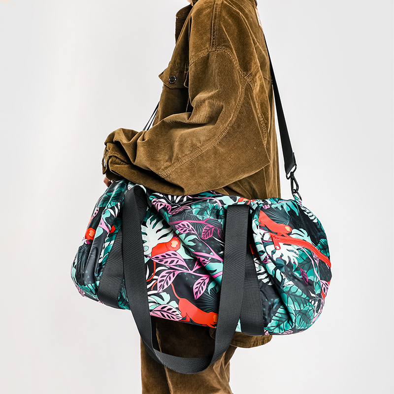 潮流健身包loqi艺术时尚环保安全