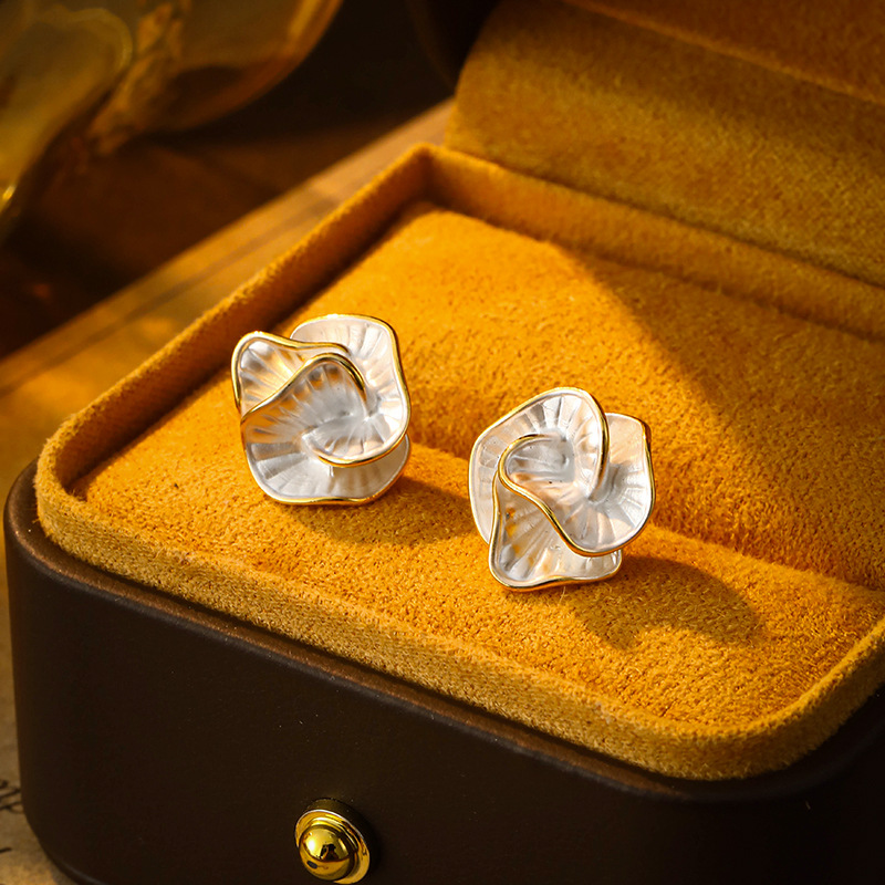 法式轻奢花朵气质耳环女高级感时尚滴油山茶花耳钩日常百搭耳饰