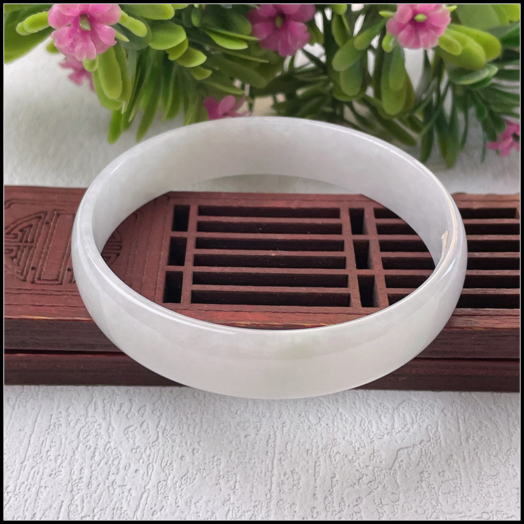 53圈口天然缅甸翡翠A货手镯冰糯种白底宽条公主镯玉镯子福镯