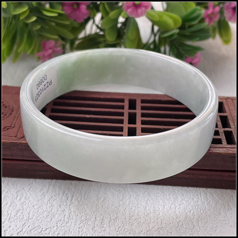天然缅甸翡翠A货宽条方镯