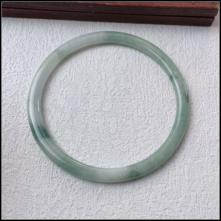 61圈口天然缅甸翡翠A货手镯冰糯种飘花细圆条叮当镯玉镯子女