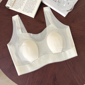 新款女文胸超薄无痕无钢圈兔耳朵