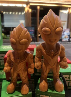 奇木手作黄杨木雕迪迦奥特曼手把件卡通男童生日礼物装饰木质摆件