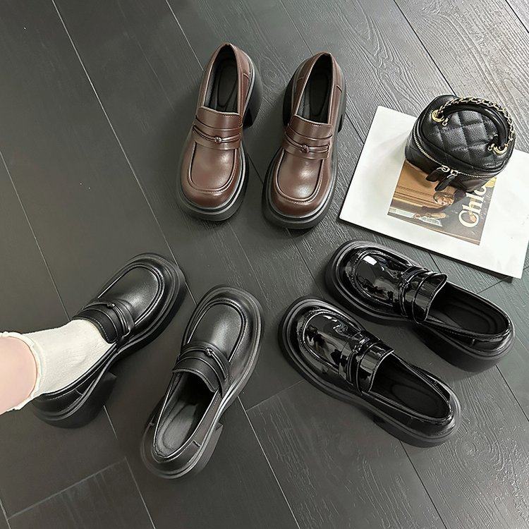 黑色百搭粗跟厚底玛丽珍小皮鞋女春季2026新款设计感一脚蹬乐福鞋