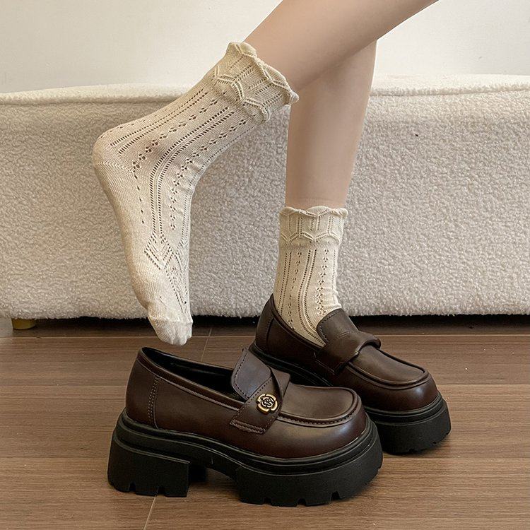 巨好看厚底增高一脚蹬乐福单鞋子女英伦风2026春季新款爆款小皮鞋