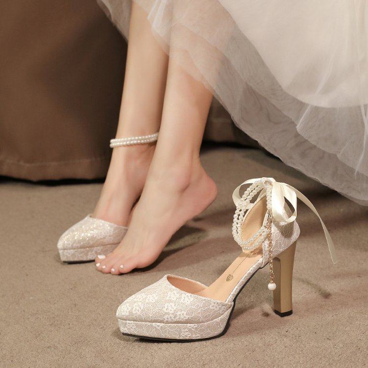 法式圆头高跟鞋粗跟玛丽珍鞋2026春季新款一字扣带仙女鞋温柔单鞋