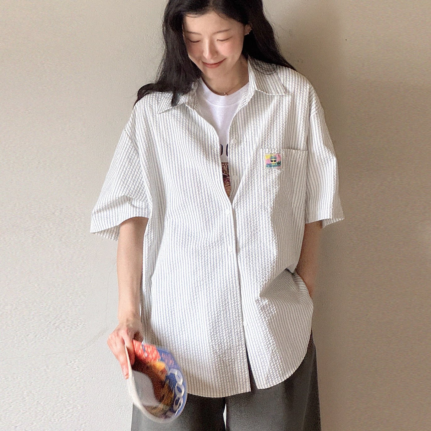 韩国大码女装胖mm夏装新品时尚小卡通图案口袋翻领宽松短袖衬衫79