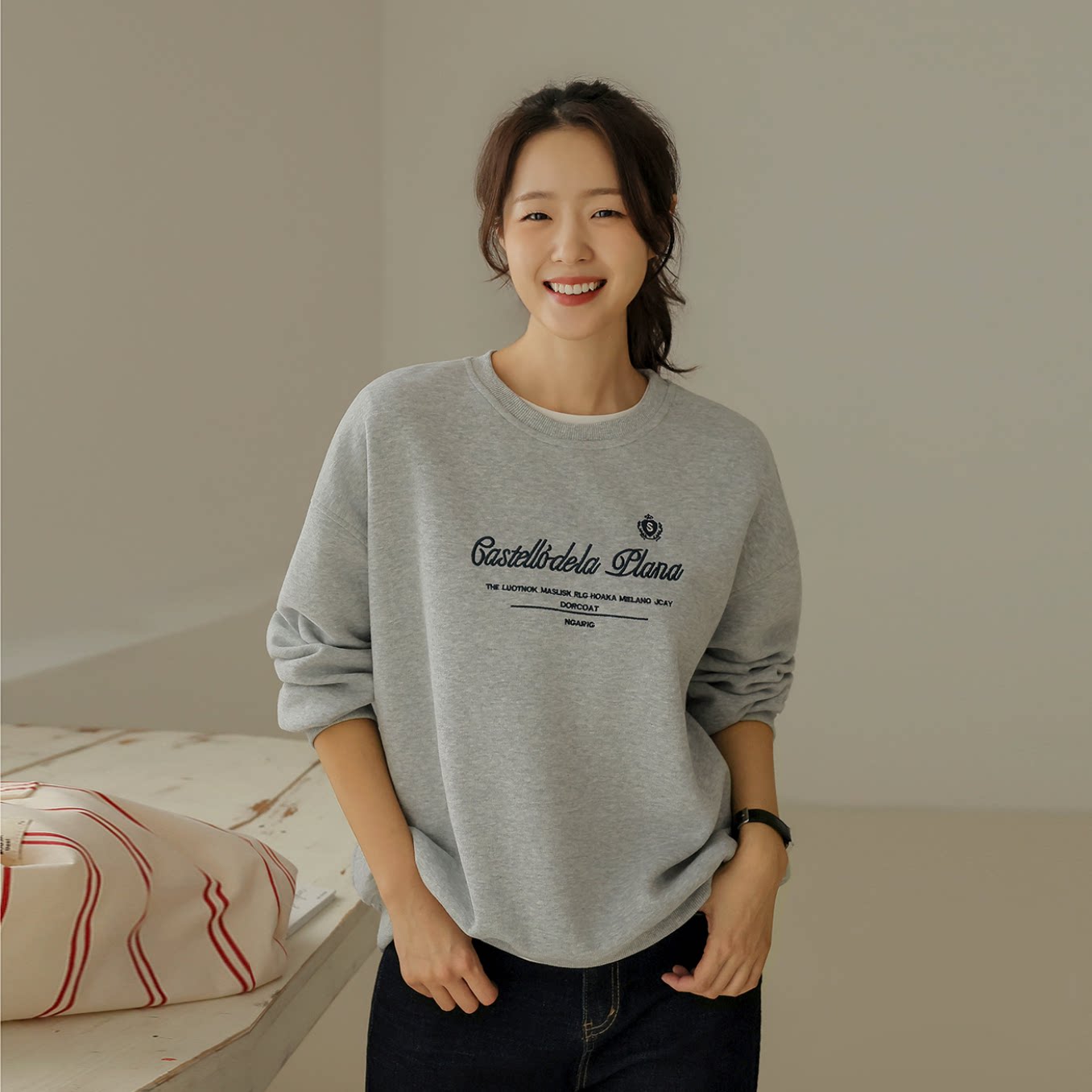 韩国代购大码女装胖mm秋装新品时尚刺绣字母图案宽松休闲卫衣1012