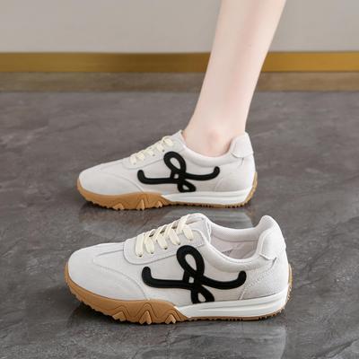 运动鞋女款2025新款秋季百搭德训鞋舒服不累脚户外登山防滑旅游鞋