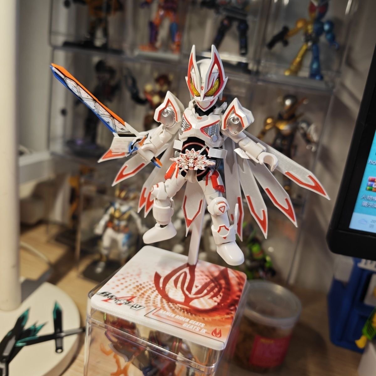 布鲁可假面骑士群星版 极狐马克9地台支架 武器披风改件 3d打印图片