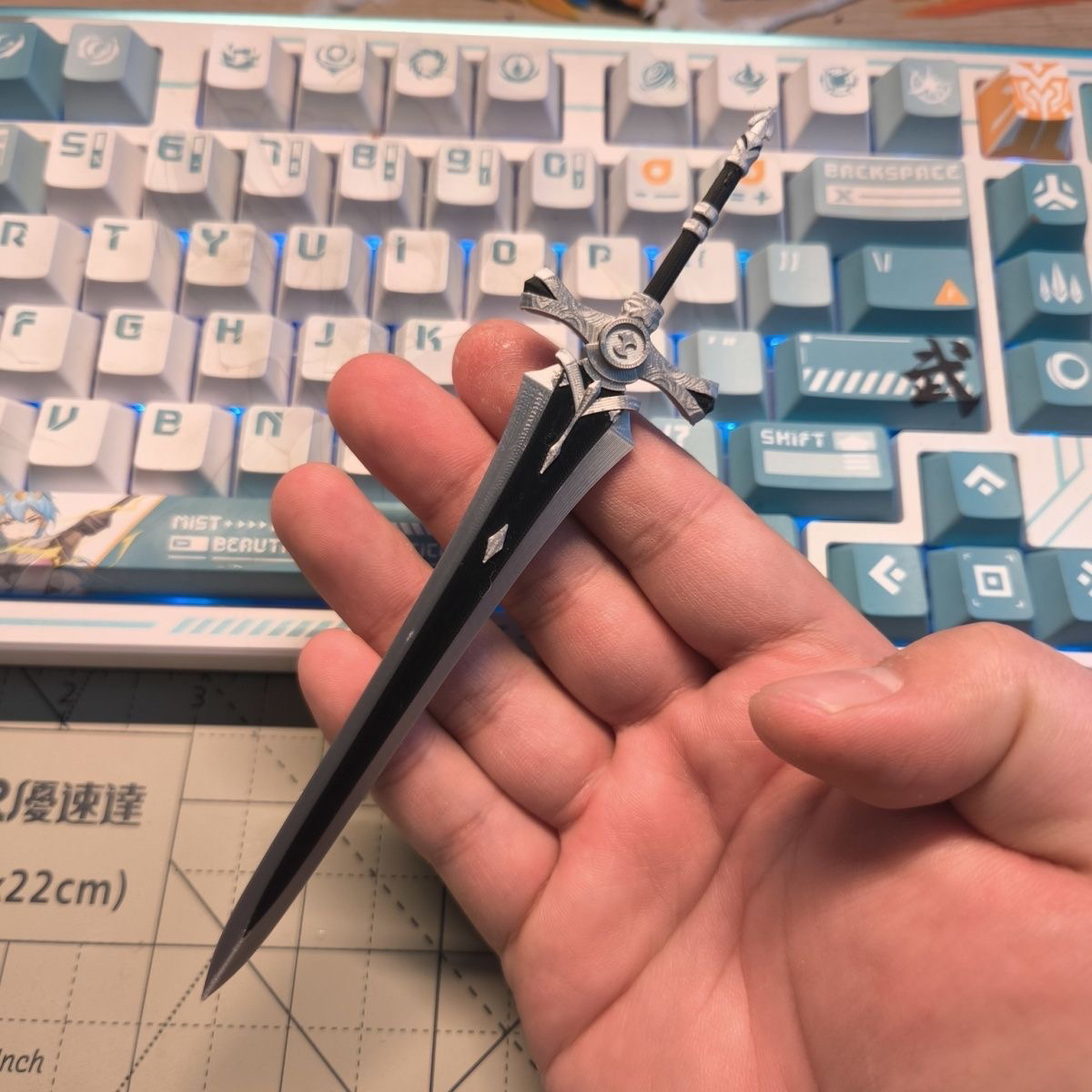 原神武器模型 白铁大剑 多色打印成品 1/12机娘高达武器通用