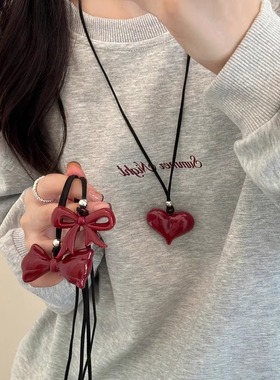 新款高级感红蝴蝶结爱心项链女长