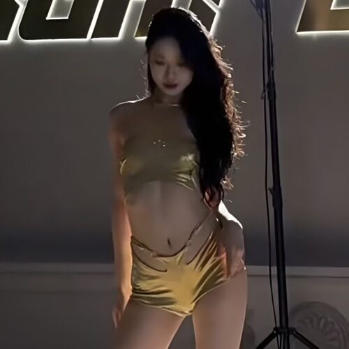 LUVS7原创镭射亮面性感heels套装