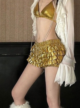 Common in 0120银光闪耀 银色红色格子辣妹层叠蛋糕裙半身裙裤女