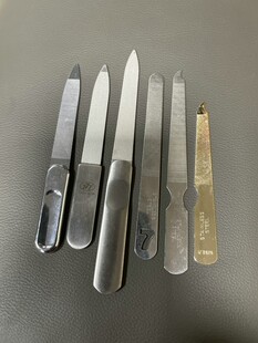 正版的指甲刀薄款便携多功能折叠单个装小号家用不锈钢指甲剪钳