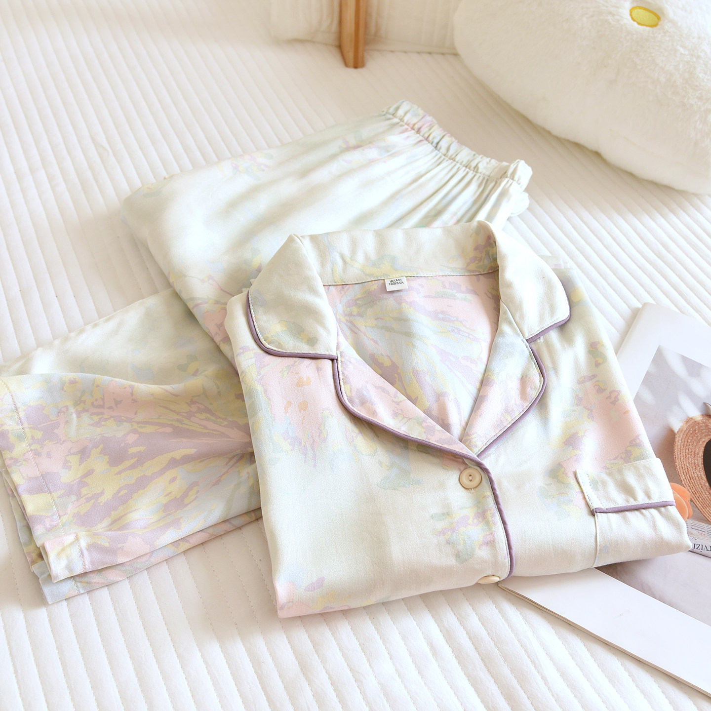 夏季丝滑贡缎棉绸睡衣女长袖开衫典雅清新凉爽加厚人造棉大花翻领