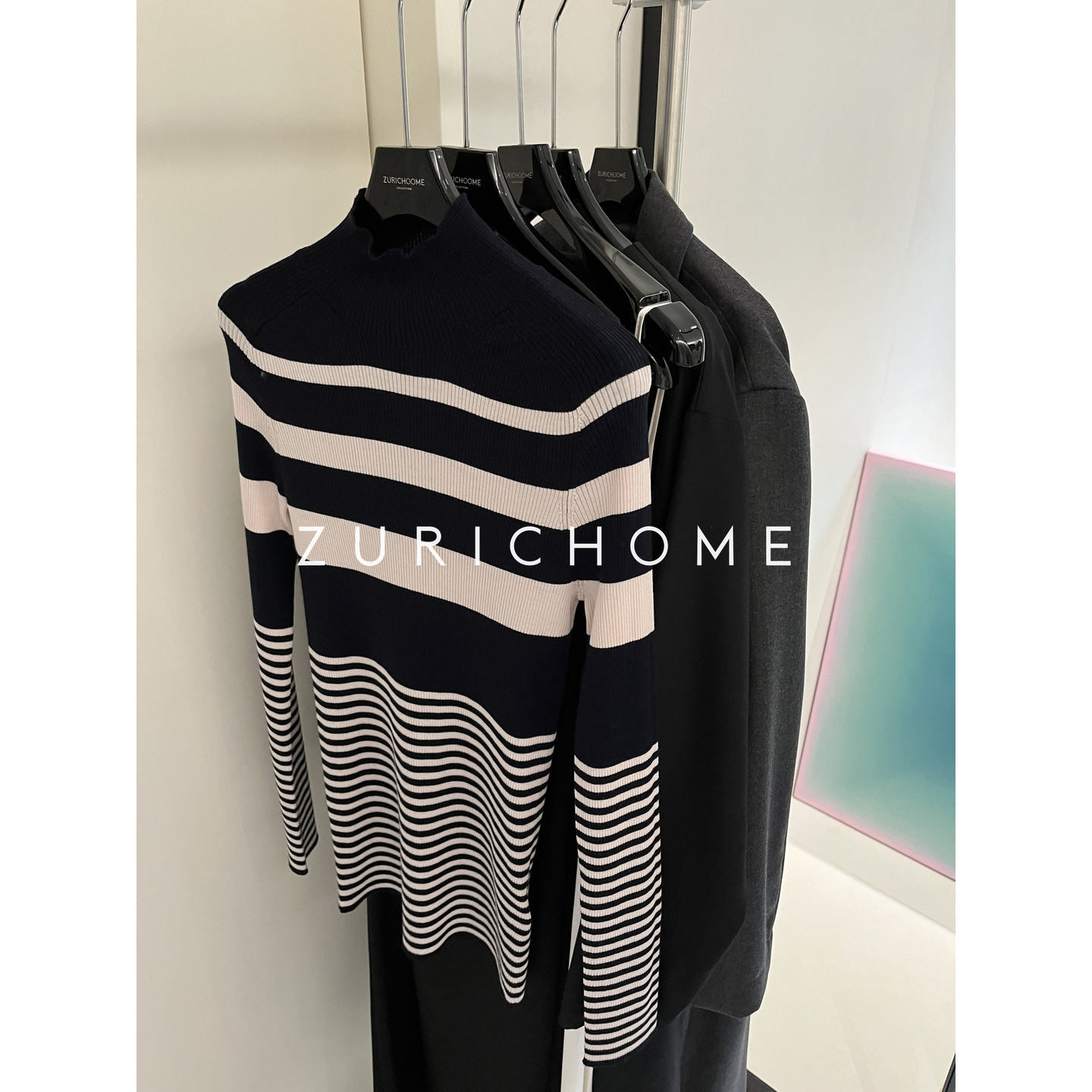 精纺羊毛高领修身条纹针织衫上衣