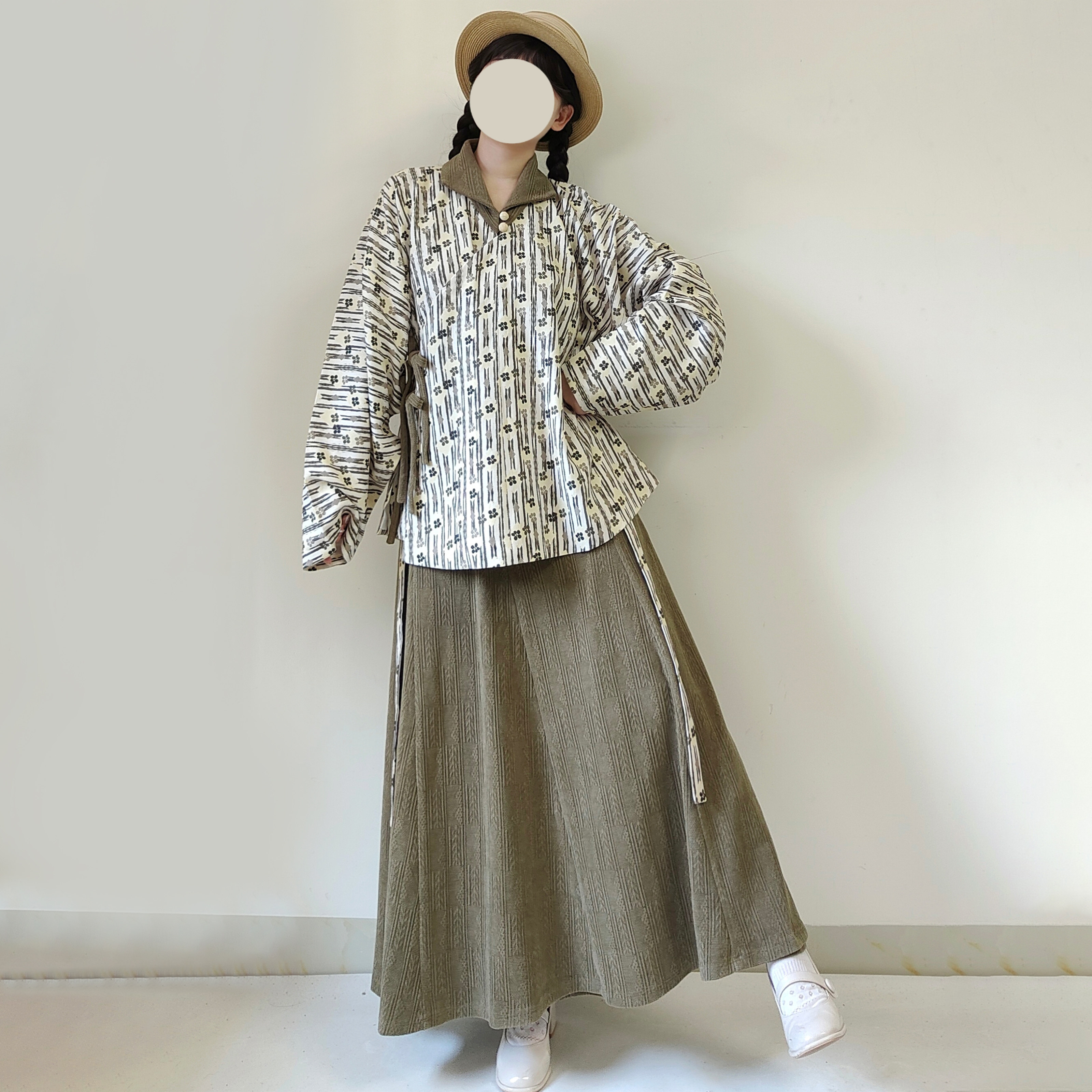 【观止织造｜小秋栗】明制汉服明翻领袄交窬裙印花秋冬日常学院风
