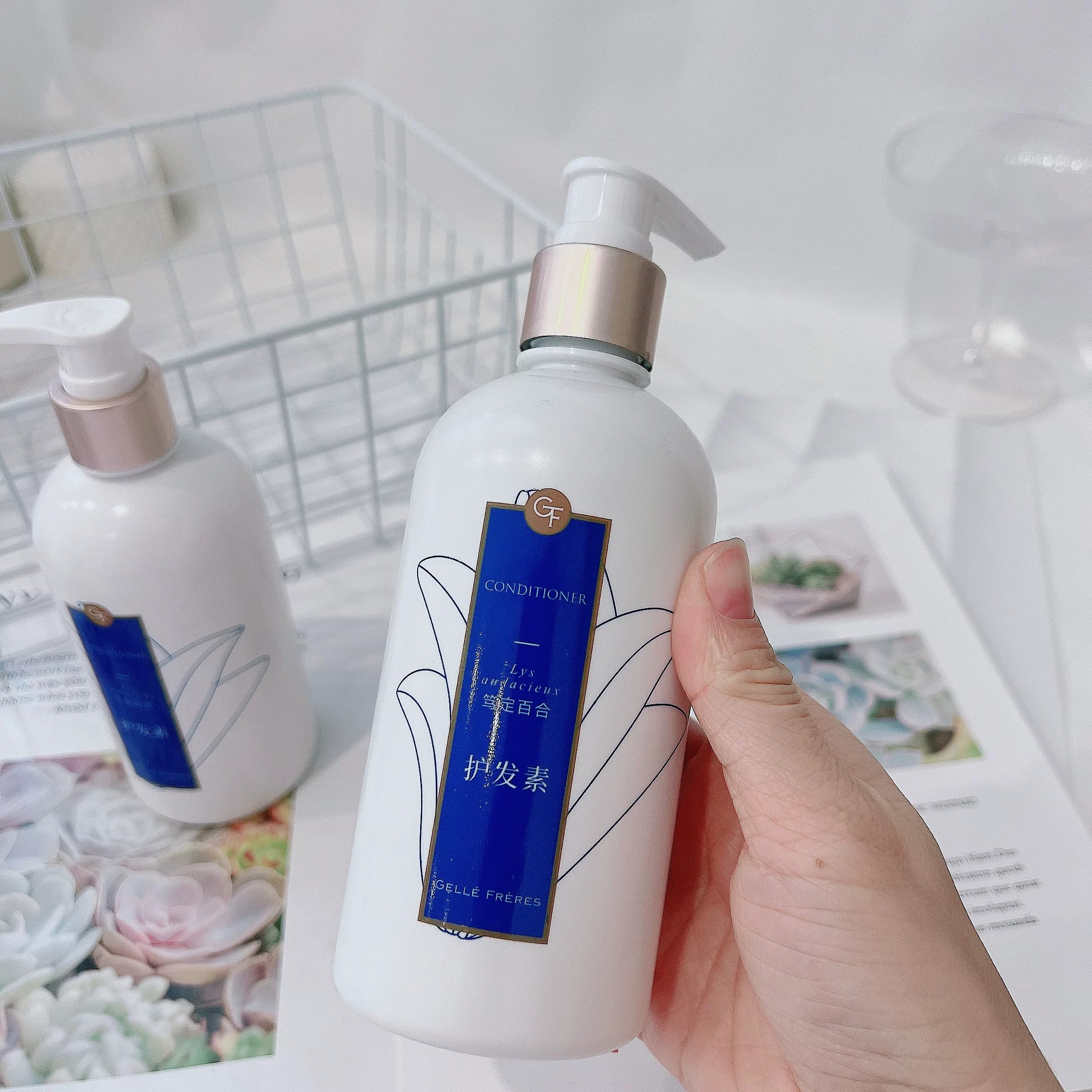 看日期!自带香氛的感觉好好闻~GF国产笃定百合护发素滋润300ml