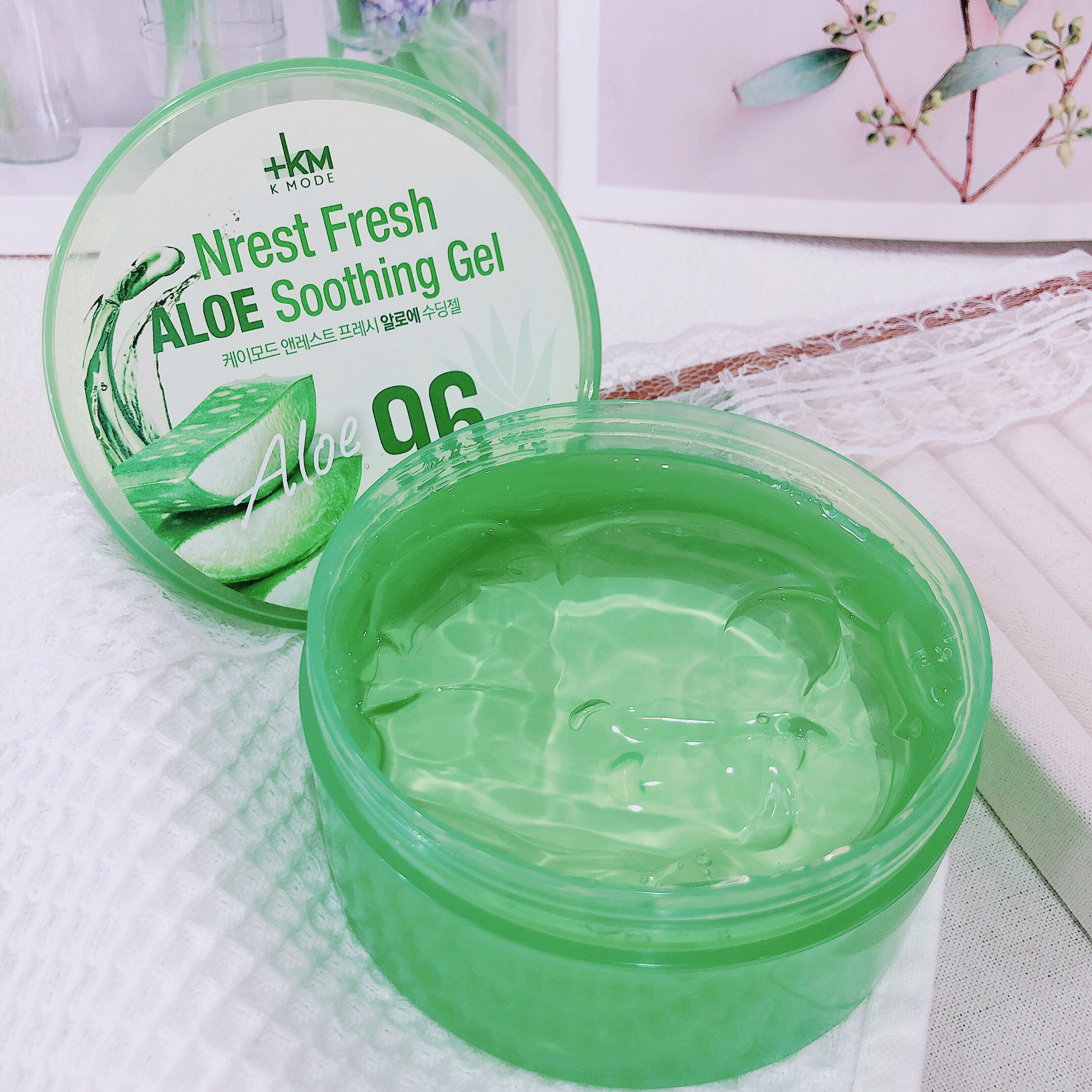 晒后小助手~韩国+KM芦荟保湿舒缓凝胶补水修护面霜300ml