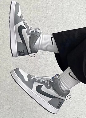 Nike/耐克 COURT BOROUGH MID 女子复古中帮运动板鞋 839977-009