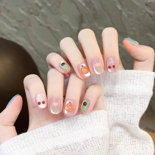 百搭橘子小花手绘穿戴甲短款美甲