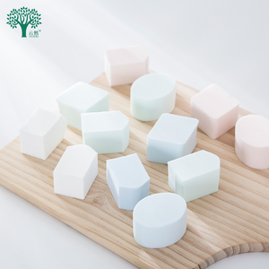 云皙胶盒装海绵粉扑