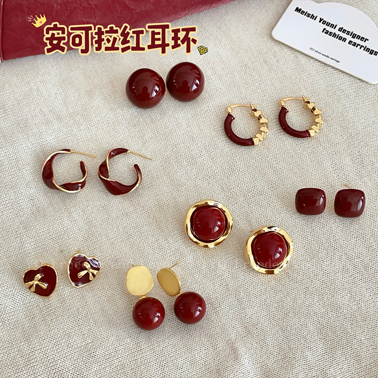 港风安可拉红耳钉女轻奢小众红色耳环2025新款高级感百搭显白耳饰