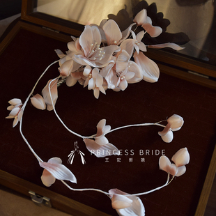 新品新娘头饰婚饰森系粉色长尾发夹时尚公主新娘百搭甜美中国风配