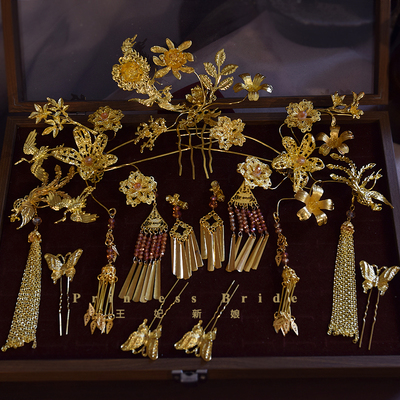 新中式新娘秀禾金色发簪龙凤褂