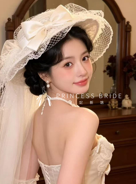 白色法式古堡公主风新娘演礼帽女