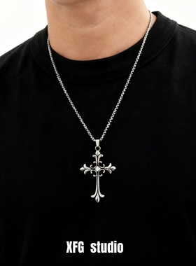 鸢尾花镶钻十字架吊坠项链男嘻哈