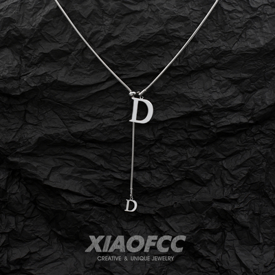 小众轻奢字母钛钢项链男女锁骨链