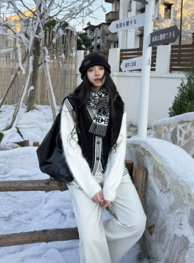 夜幕间奏丨100山羊绒丨费尔岛复古设计感撞色针织马甲背心-MY6431