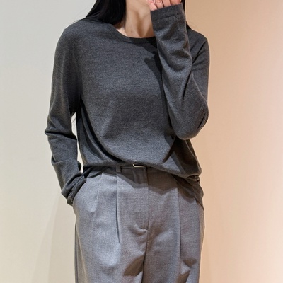 日熙丨Baby Cashmere丨100精纺小山羊绒丨女士打底针织衫-MY6669